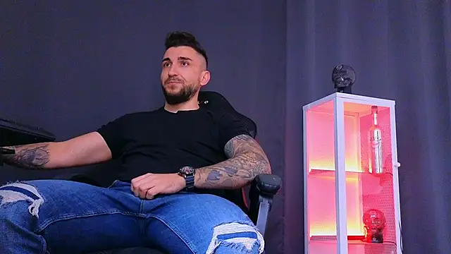 MightyAaron66 online show from February 20, 2025, 2:46 pm