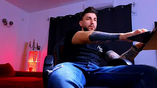 MightyAaron66 online show from September 22, 2025, 4:03 am