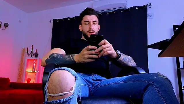 MightyAaron66 online show from May 17, 2026, 3:37 am