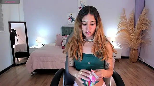 Tamy edwards online show from November 19, 2025, 7:47 pm