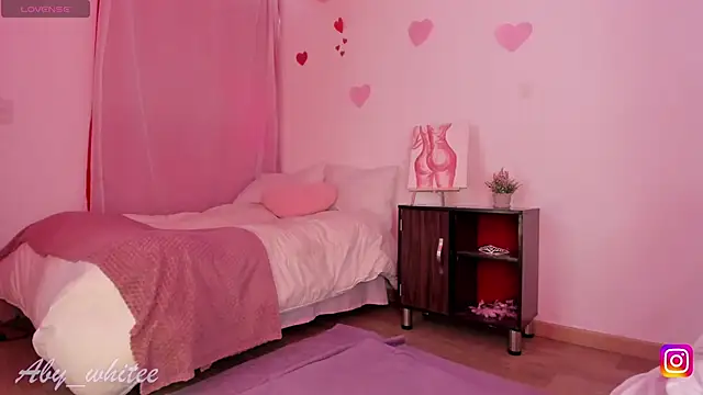 AbyWhitee online show from September 14, 2025, 12:15 pm