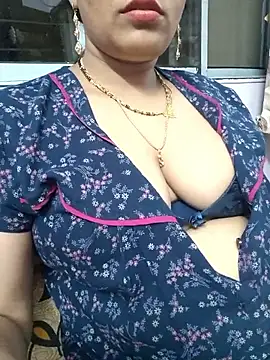 samitasharma online show from October 5, 2025, 4:27 pm