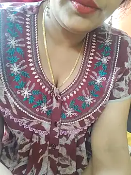 Snapshot of samitasharma chatting on February 11, 2026, 5:12 am samitasharma online show from February 11, 2026, 5:12 am