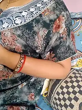 Snapshot of samitasharma chatting on February 23, 2026, 7:39 am samitasharma online show from February 23, 2026, 7:39 am