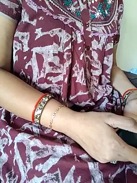 Snapshot of samitasharma chatting on February 25, 2026, 5:28 am samitasharma online show from February 25, 2026, 5:28 am