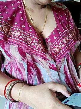 Snapshot of samitasharma chatting on February 27, 2026, 4:45 am samitasharma online show from February 27, 2026, 4:45 am