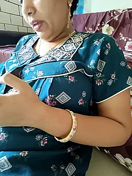 Snapshot of samitasharma chatting on March 31, 2026, 4:46 am samitasharma online show from March 31, 2026, 4:46 am