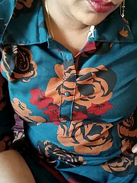 Snapshot of samitasharma chatting on April 9, 2026, 12:21 pm samitasharma online show from April 9, 2026, 12:21 pm