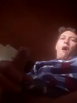 gigolopez1 online show from February 18, 2025, 12:06 pm