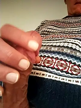 gigolopez1 online show from February 8, 2026, 12:08 pm