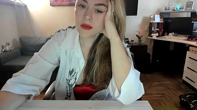 Snapshot of SofiaBells chatting on September 10, 2025, 10:04 am SofiaBells online show from September 10, 2025, 10:04 am