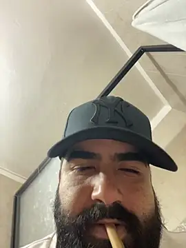 Lyon vach online show from November 14, 2025, 7:56 pm