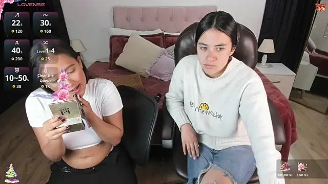 Icysweetcam online show from November 8, 2025, 10:59 am