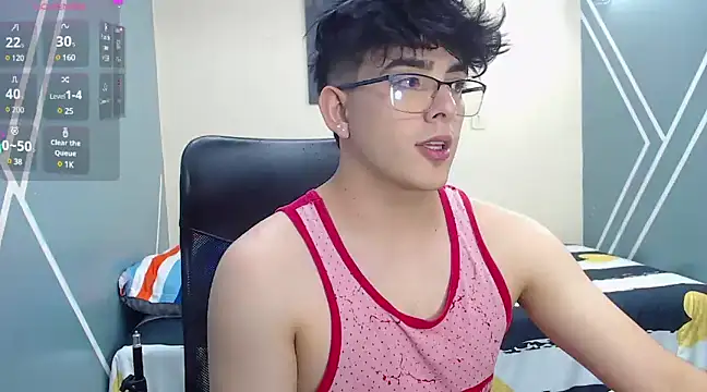 nolan twink1 online show from February 11, 2025, 8:42 pm