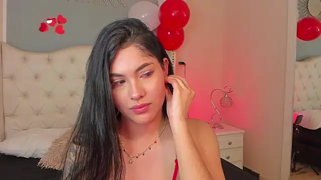 Snapshot of Mia_Elowen chatting on February 15, 2025, 12:59 am Mia Elowen online show from February 15, 2025, 12:59 am