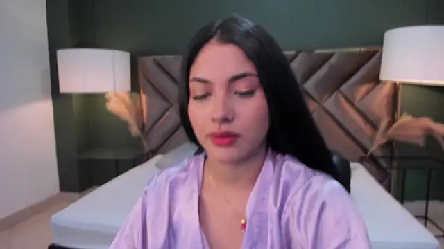 Snapshot of Mia_Elowen chatting on March 21, 2025, 8:29 pm Mia Elowen online show from March 21, 2025, 8:29 pm