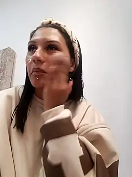 Nicky-7 online show from December 4, 2024, 6:06 pm