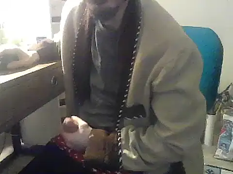 Snapshot of kallaviz chatting on January 6, 2026, 10:12 pm kallaviz online show from January 6, 2026, 10:12 pm