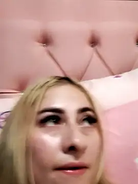 Valerymamasita online show from January 17, 2026, 8:01 pm