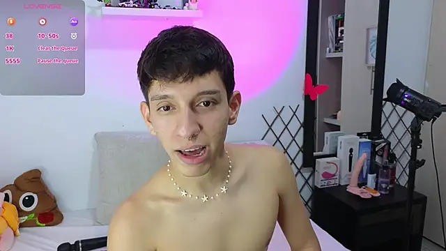 Snapshot of milky__boy_ chatting on March 14, 2025, 3:59 am milky boy online show from March 14, 2025, 3:59 am