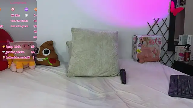 Snapshot of milky__boy_ chatting on March 20, 2025, 7:25 am milky boy online show from March 20, 2025, 7:25 am