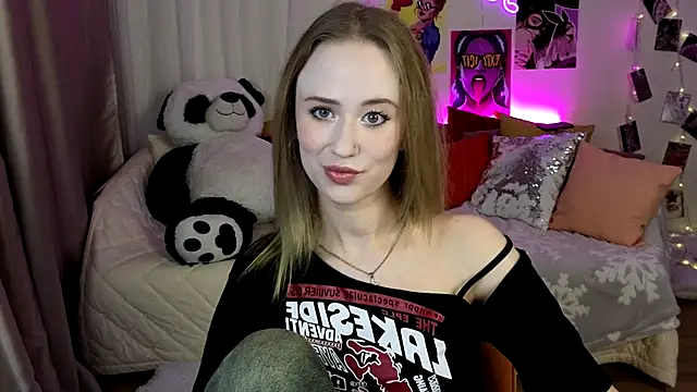 SashaBrooks online show from September 9, 2025, 6:07 pm