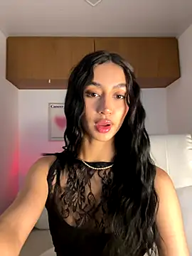 Snapshot of maddy_bronw_ chatting on October 28, 2025, 10:56 pm maddy bronw online show from October 28, 2025, 10:56 pm