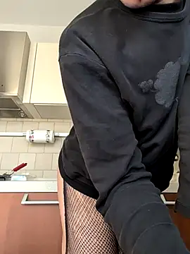 Snapshot of Passivellaxvoi chatting on March 16, 2026, 2:21 pm Passivellaxvoi online show from March 16, 2026, 2:21 pm