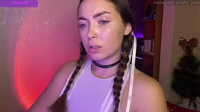 Snapshot of plushy_pixie chatting on December 1, 2024, 11:14 pm plushy pixie online show from December 1, 2024, 11:14 pm