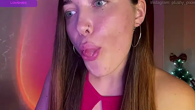 Snapshot of plushy_pixie chatting on December 7, 2024, 6:15 pm plushy pixie online show from December 7, 2024, 6:15 pm