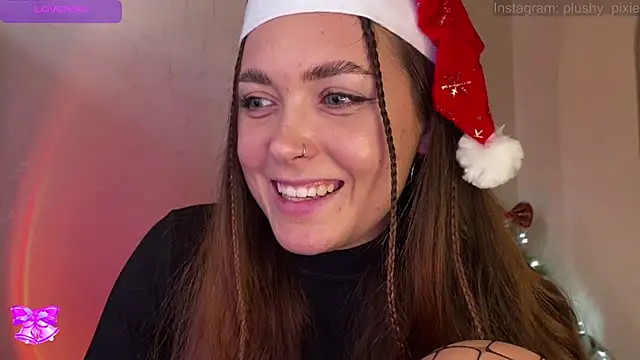 Snapshot of plushy_pixie chatting on December 14, 2024, 12:33 pm plushy pixie online show from December 14, 2024, 12:33 pm