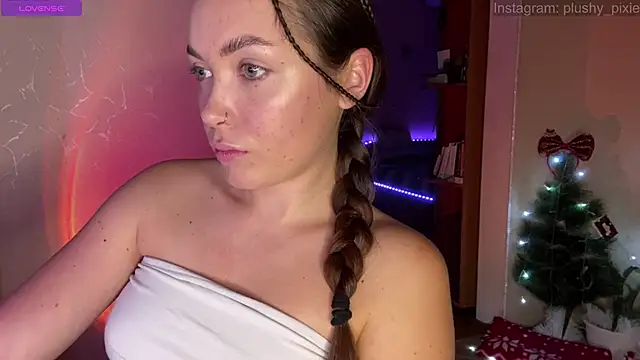 Snapshot of plushy_pixie chatting on December 15, 2024, 3:34 am plushy pixie online show from December 15, 2024, 3:34 am