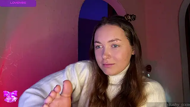Snapshot of plushy_pixie chatting on December 29, 2024, 4:59 am plushy pixie online show from December 29, 2024, 4:59 am