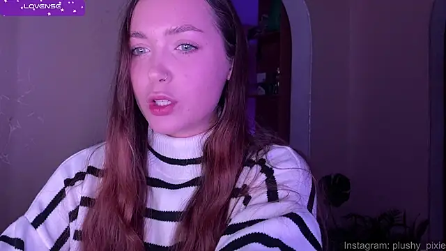 Snapshot of plushy_pixie chatting on January 5, 2025, 5:09 pm plushy pixie online show from January 5, 2025, 5:09 pm