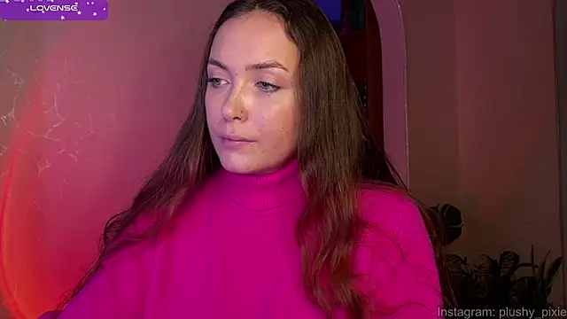 Snapshot of plushy_pixie chatting on January 11, 2025, 2:36 pm plushy pixie online show from January 11, 2025, 2:36 pm