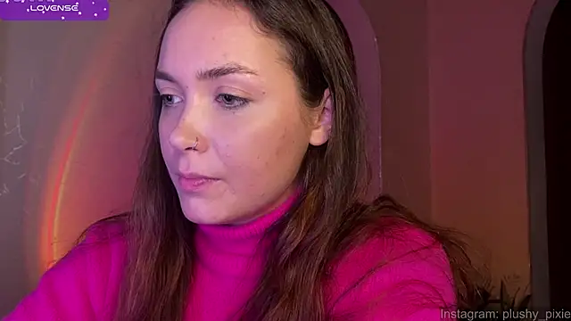 Snapshot of plushy_pixie chatting on January 11, 2025, 11:13 pm plushy pixie online show from January 11, 2025, 11:13 pm