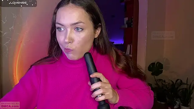 Snapshot of plushy_pixie chatting on January 12, 2025, 4:18 pm plushy pixie online show from January 12, 2025, 4:18 pm