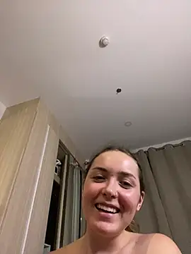 Snapshot of plushy_pixie chatting on February 24, 2025, 12:05 pm plushy pixie online show from February 24, 2025, 12:05 pm