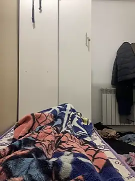 alex-riadh online show from March 18, 2026, 1:47 pm