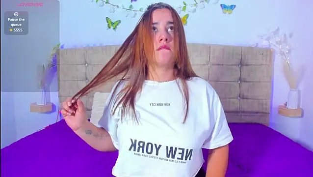 Catherine summer1 online show from March 26, 2026, 9:53 pm