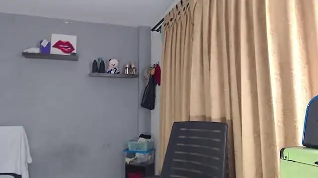 SusanLeroy online show from February 7, 2026, 9:35 am