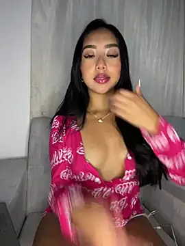 SOPHIACANDY19  online show from February 24, 2025, 2:40 am