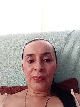 Samantha Sullivan  online show from February 12, 2026, 4:57 pm