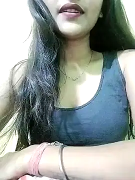 MISSQUEEN48 online show from December 30, 2024, 1:14 pm