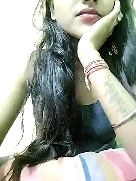 MISSQUEEN48 online show from January 4, 2025, 5:58 pm