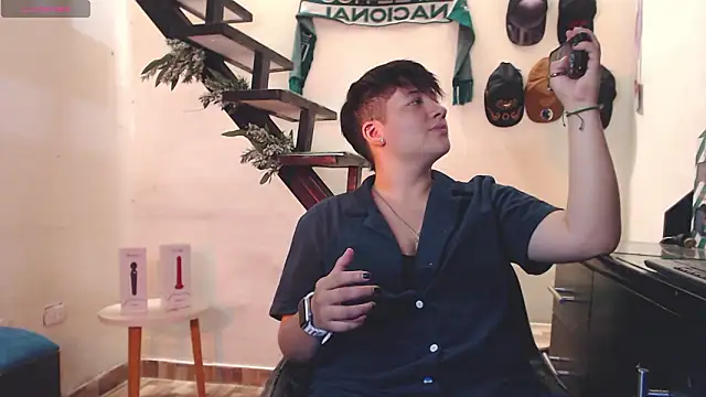  AlexMorris online show from February 12, 2026, 5:41 pm