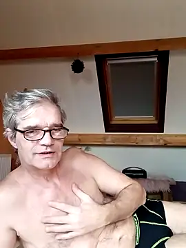 ronny51 online show from December 19, 2024, 1:18 pm