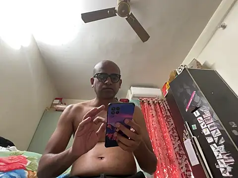 SammyChocolateIndian online show from February 6, 2025, 7:56 am