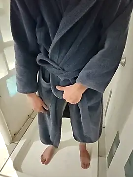 Snapshot of Ariete80s chatting on March 6, 2025, 5:43 pm Ariete80s online show from March 6, 2025, 5:43 pm