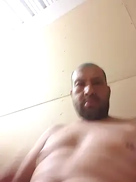 danielll2024 online show from February 9, 2026, 6:06 am